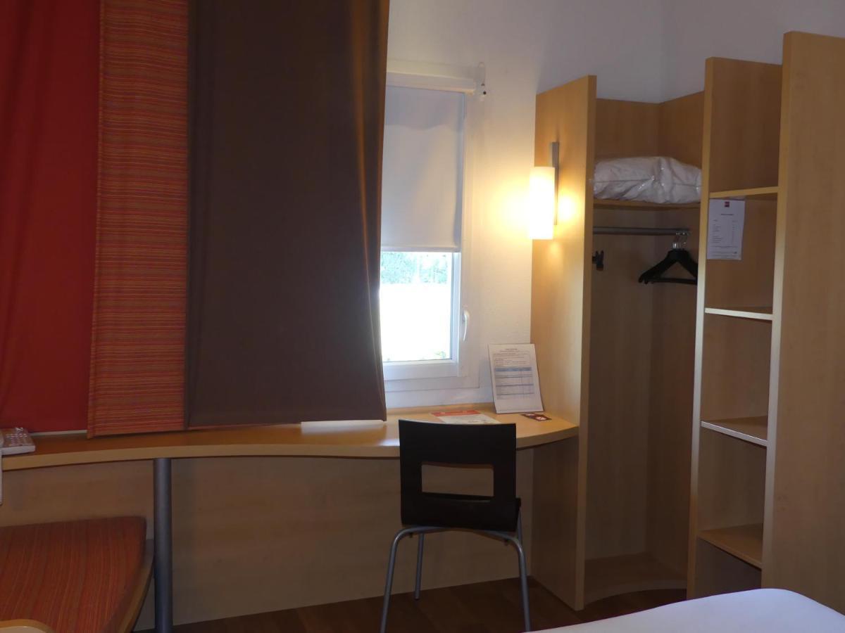 Ibis Istres Trigance Hotel Exterior photo