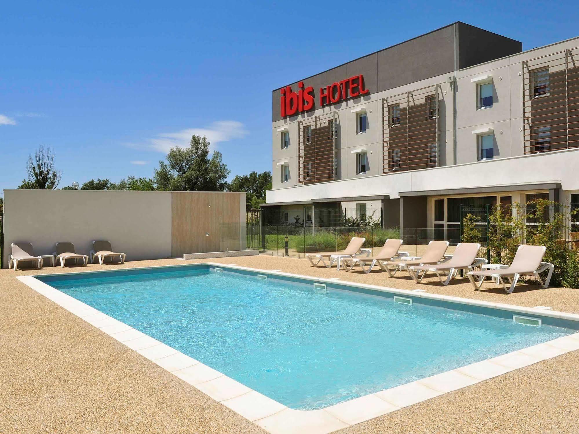 Ibis Istres Trigance Hotel Exterior photo